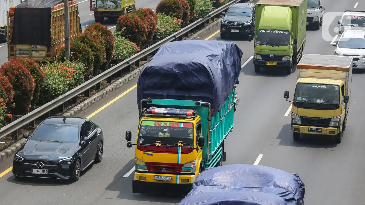 DPR Targetkan Revisi 83 Pasal UU LLAJ Rampung Awal 2027